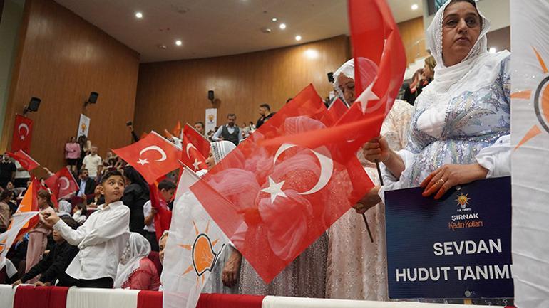 Bakan Bayraktardan CHPye sert tepki: Milli projeye engel oldular