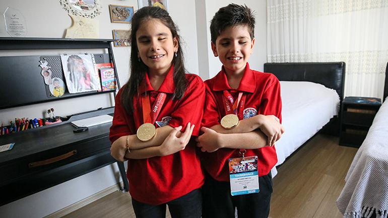 Görme engelli ikizlerin TEKNOFEST zaferi Dünya onları tanıyacak