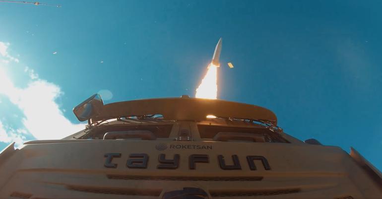 Yerli füze TAYFUNdan tam isabet