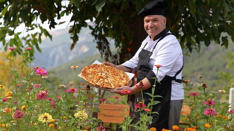 40 yıl sonra köyüne döndü, pizzacı açtı Talebe yetişemiyor