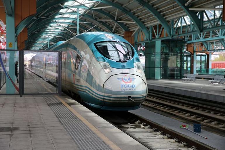 Bakan Uraloğlundan öğretmenlere yüzde 50 indirim müjdesi