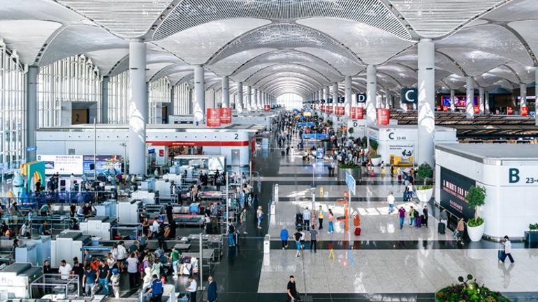 Financial Times İstanbul Havalimanını yazdı... Liderlik vurgusu