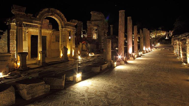 Tarih gece parladı, rekor kırıldı Bakan Ersoy paylaştı