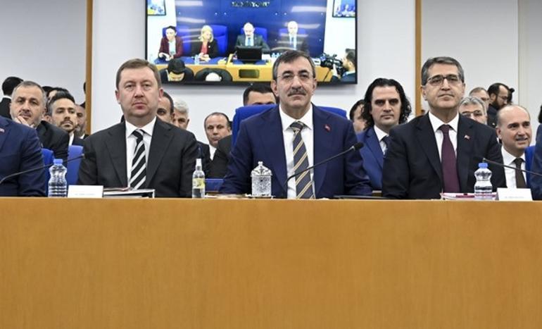 Cumhurbaşkanı Yardımcısı Yılmaz: KIZILELMA dünya havacılık tarihinde bir ilke imza attı