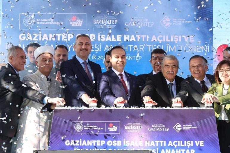 Bakan Kacır: Depremden etkilenen illerimiz ve vatandaşlarımız her daim önceliğimiz oldu
