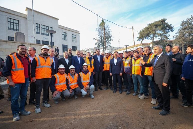 Dev teslimat için geri sayım Bakan Kuruma çay daveti