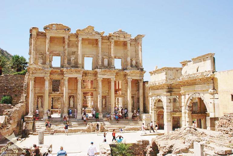 Turizmde yatırımcı destek bekliyor... Turist ucuz tatil peşinde