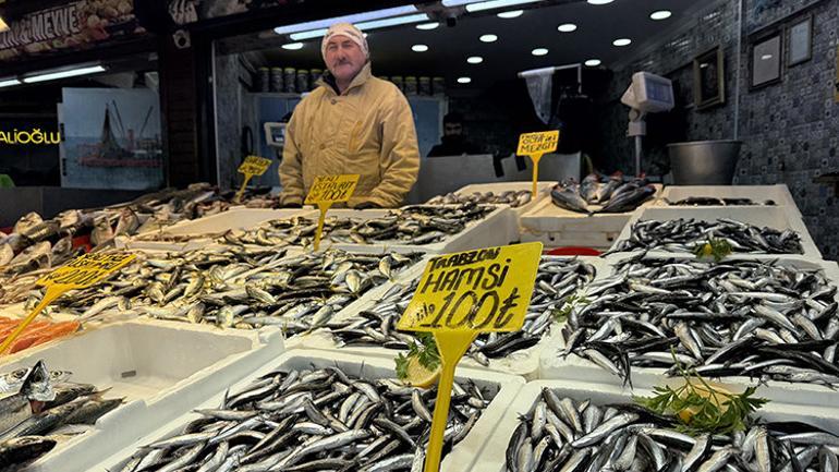 Tezgahlarda şaşırtan fiyatlar Hamsinin yerini o aldı