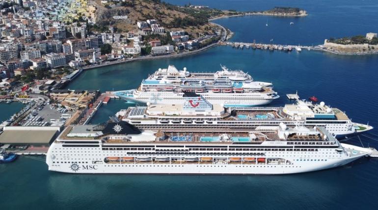 Bakan Uraloğlu duyurdu: 2025 yılında kurvaziyer yolcu sayısı 2 milyonu aştı