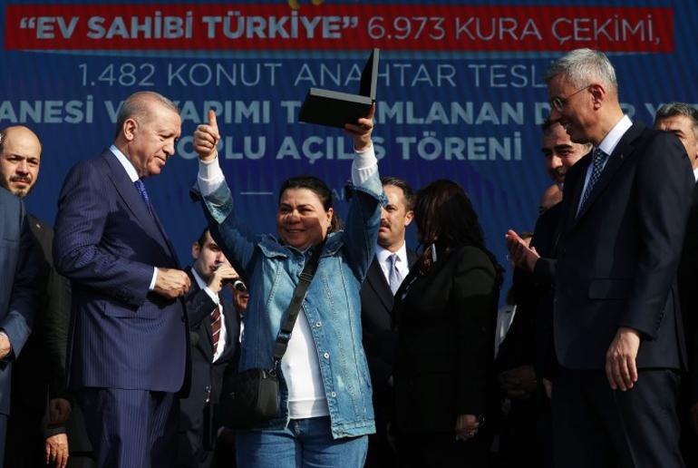 Cumhurbaşkanı Erdoğandan deprem bölgesi çıkışı: 3 yıldır neredeydin Özgür Efendi