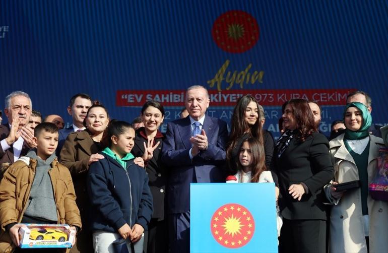 Cumhurbaşkanı Erdoğandan deprem bölgesi çıkışı: 3 yıldır neredeydin Özgür Efendi