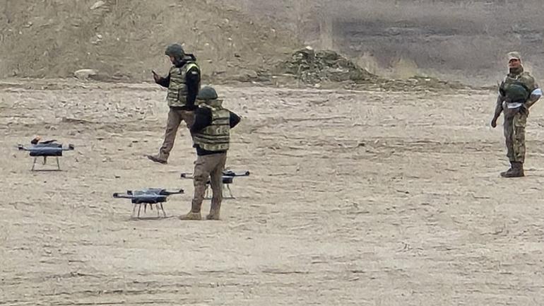 Merkezi kontrol yok, durmak yok Hedefe eş zamanlı dalış