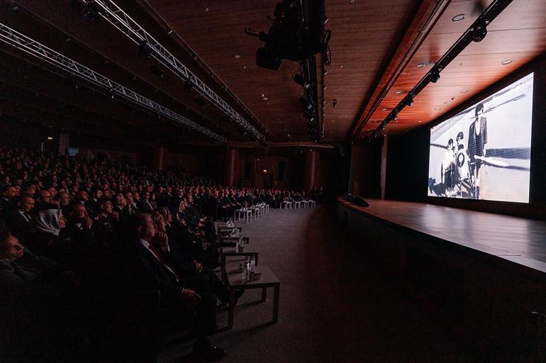 Özdemir Bayraktar’ın yaşam öyküsü belgesel oldu