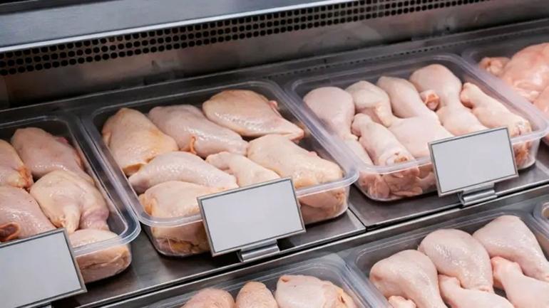 Fiyatlar arttı bakanlık devreye girdi... Tavuk ihracatına Ramazan freni