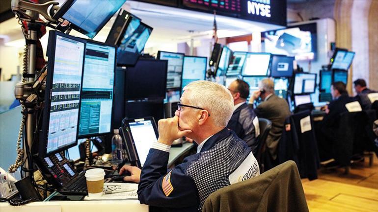 Piyasalar petrol karası