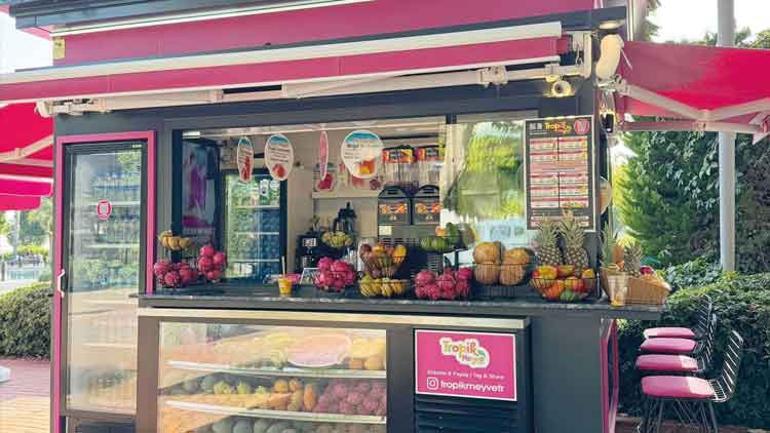 Seraları tropikal havası sardı