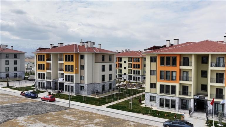 Konyada çifte bayram Bakan Kurum paylaştı