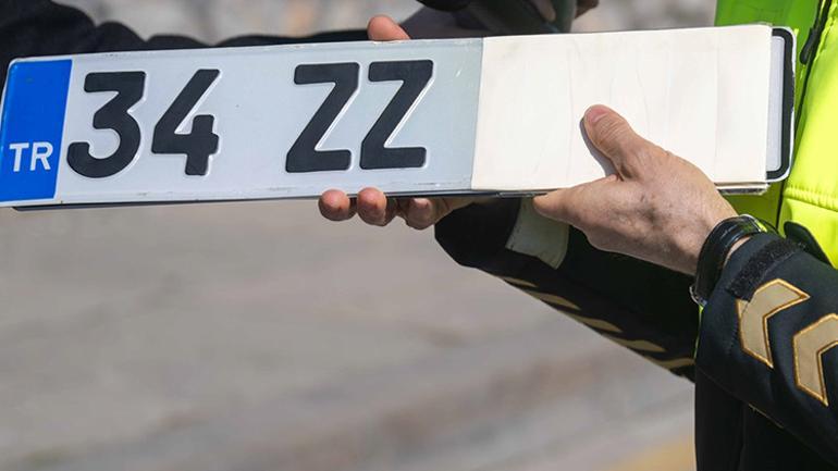 EGM Trafik Başkanı tek tek açıkladı İşte APP ve standart plakalar arasındaki farklar