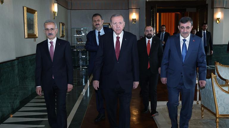 Cumhurbaşkanı Erdoğan: Veriyi kontrol edemeyen egemenliğini koruyamaz