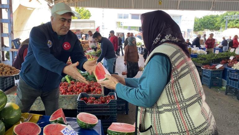 Sezonun ilk karpuzları tezgahlarda İşte fiyatı