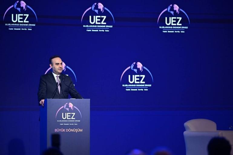 Bakan Kacır: Türkiye küresel ticaretin merkez ülkelerinden biri oldu