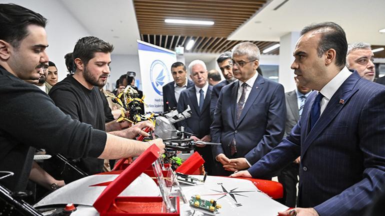 Bakan Kacır: Türkiye teknoloji trenini bu kez kaçırmıyor