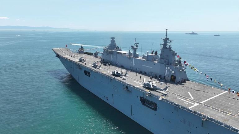 15 ülke TCG Anadolu için Ataköyde Yakından incelediler