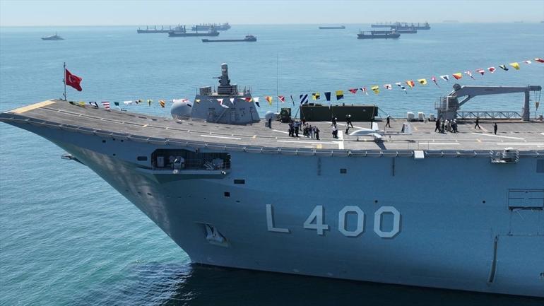 15 ülke TCG Anadolu için Ataköyde Yakından incelediler