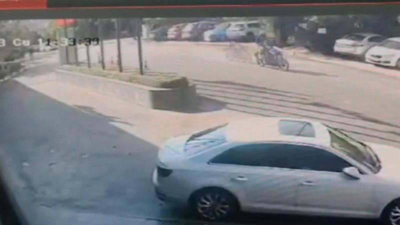 Ataşehir’de iş insanının otomobiline silahlı saldırı