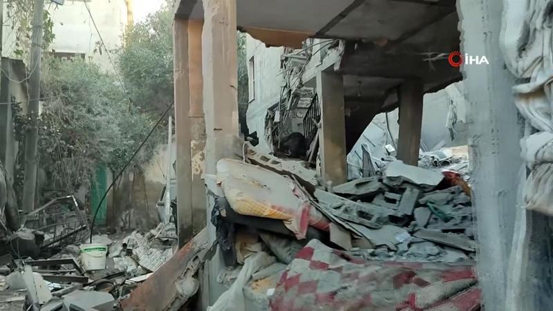 İsrail, Maghazi Mülteci Kampı’nı vurdu