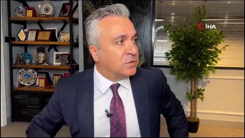 Depreme canlı yayında böyle yakalandı