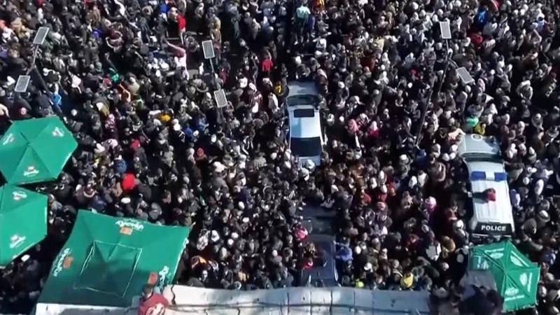 Emevi Camii’nde izdiham 3 kişi hayatını kaybetti