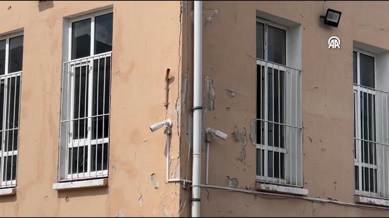 İstanbul'da depremde hasar gören 4 okul riskli olduğu gerekçesiyle boşaltıldı