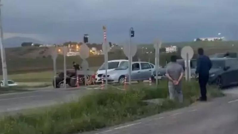 Siirt’te kamyonet ile hafif ticari araç çarpıştı: Çok sayıda yaralı var