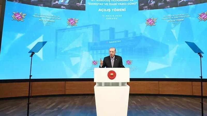 Cumhurbaşkanı Erdoğan: Kimse yargı mercilerine parmak sallayamaz