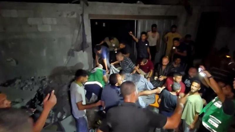 İsrail son saldırılarıyla Gazze Şeridi’ni yine kana buladı