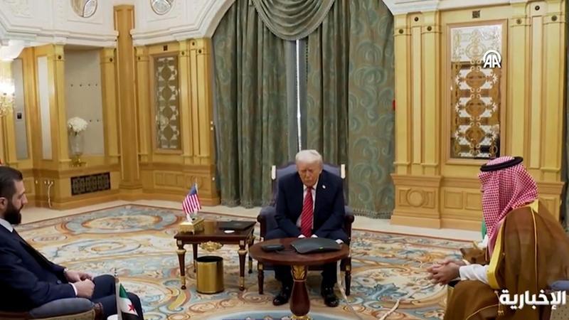 ABD Başkanı Donald Trump, Suriye Cumhurbaşkanı Şara ile Suudi Arabistan'da görüştü