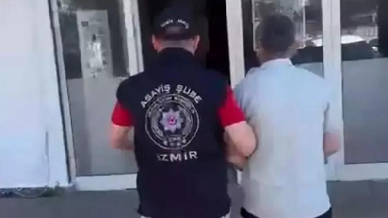 Kırmızı bültenle aranan cinayet şüphelisi İzmir’de yakalandı