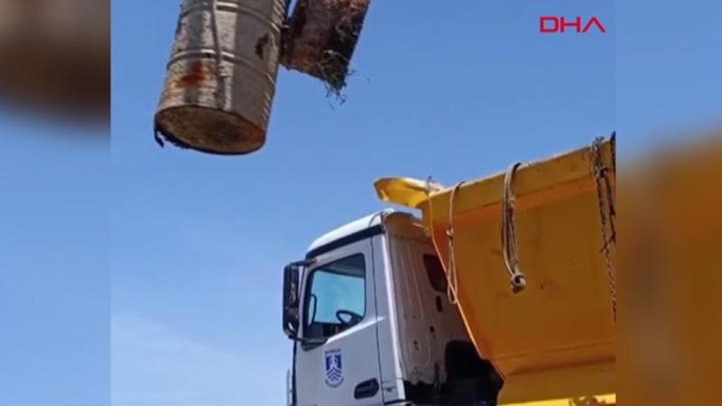 Bodrum'da denizden 30 ton katı atık çıktı