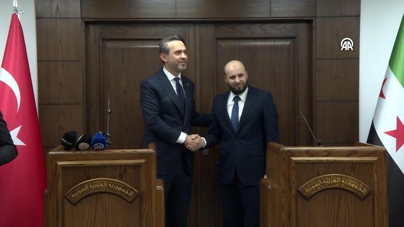 Enerji ve Tabii Kaynaklar Bakanı Bayraktar, Suriyeli mevkidaşıyla ortak basın toplantısında konuştu