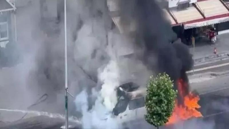 Diyarbakır’da yolcu minibüsü alev alev yandı