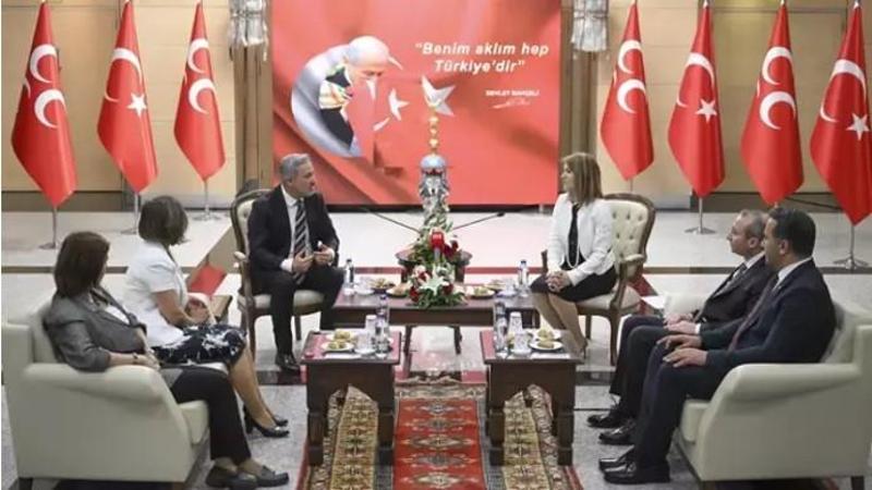 AK Parti’den MHP’ye bayram ziyareti