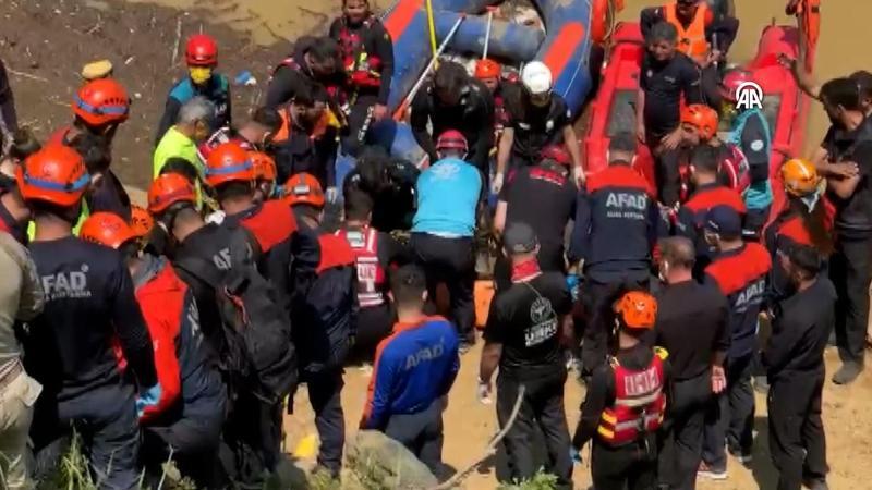 Trabzon'da selde kaybolan kişinin cansız bedenine ulaşıldı