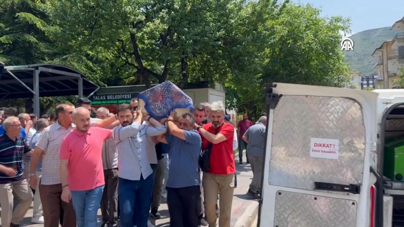 KKKA şüphesiyle tedavi gören İlknur Ekinci, hayatını kaybetti