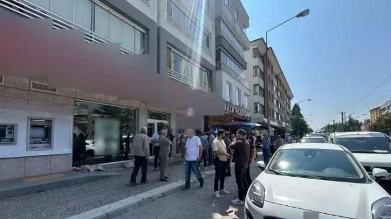 Kredi verilmeyince pompalı tüfekle bankayı bastı