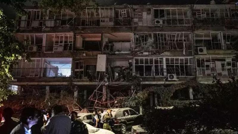 İran füzeleri sonrası İsrail'in Bat Yam kentinde ağır hasar