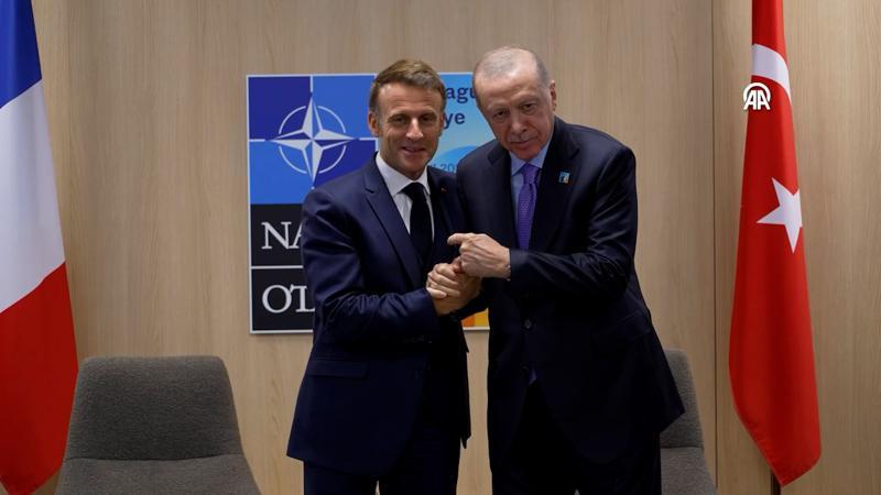Cumhurbaşkanı Erdoğan, Fransa Cumhurbaşkanı Macron ile bir araya geldi