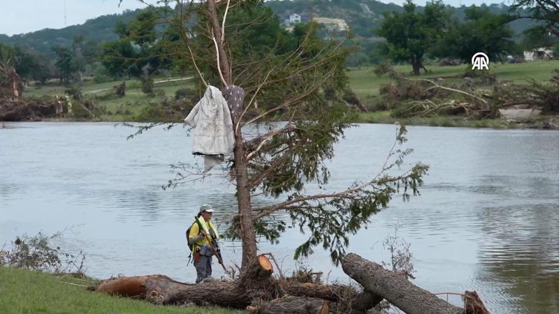 Texas'taki sel felaketinde ölü sayısı artıyor