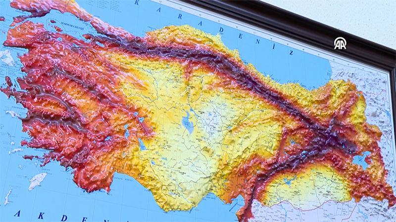 Türkiye'de yılın ilk yarısında saatte 4 deprem meydana geldi