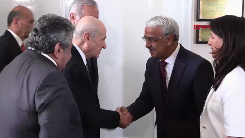 DEM Parti heyetinden Bahçeli'ye ziyaret